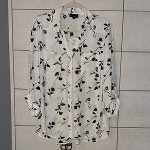 Fortune + Ivy Black & White Floral Blouse | Size XL | Button-Down Top